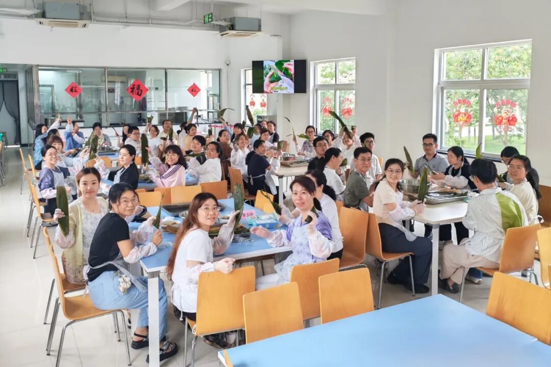 图11.jpg 加拿大PC28